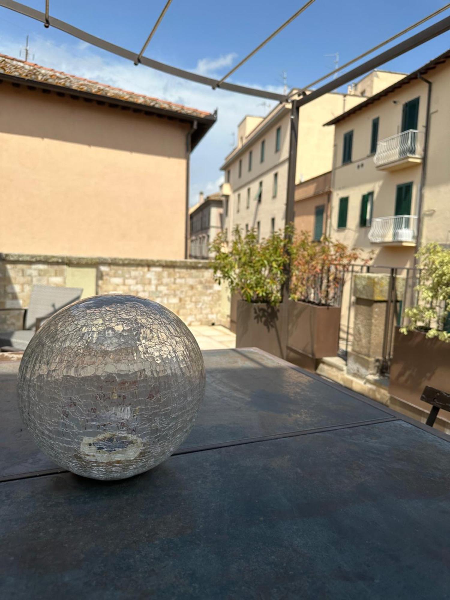 DOMUS TUSCIA APARTMENTS Via Estrema 2 Viterbo Exterior foto